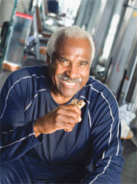 In one-third of all U.S. households, men were the primary grocery shoppers in 2011, and with more than 13 million American men living alone, it&rsquo;s time to give some attention to the health and nutrition needs of men.